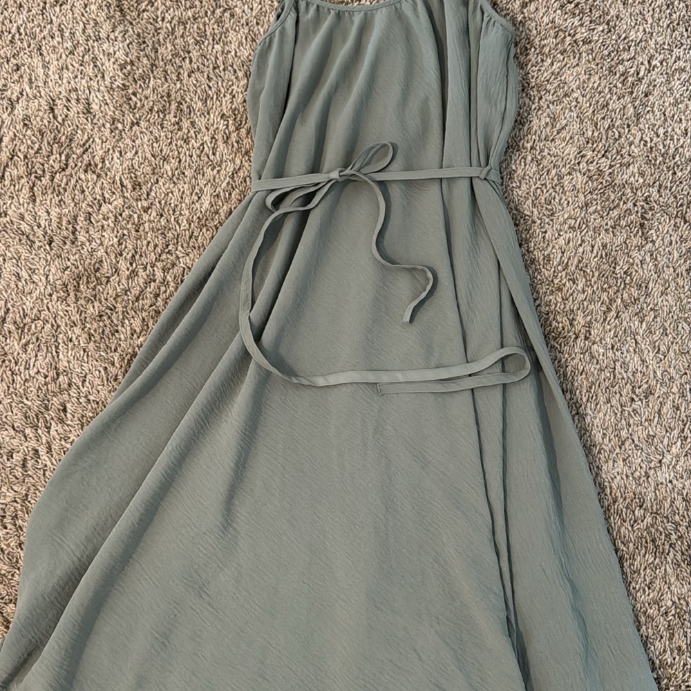 Green Sleeveless Scoop Neck Maxi Sundress